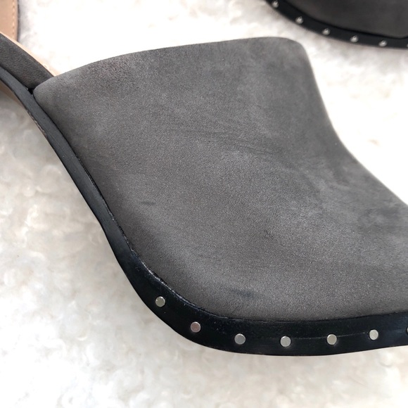 NWOB Vince Camuto “Jilley” Suede Peeptoe Sandal - Picture 8 of 8